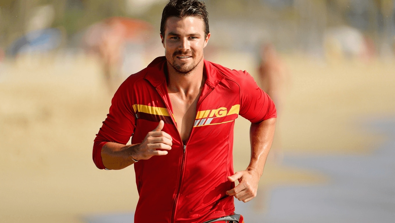 New Baywatch Teaser: Stephen Amell's Hobie Buchannon Leads The Lifeguards — And Yes, There's Slow-Motion Running