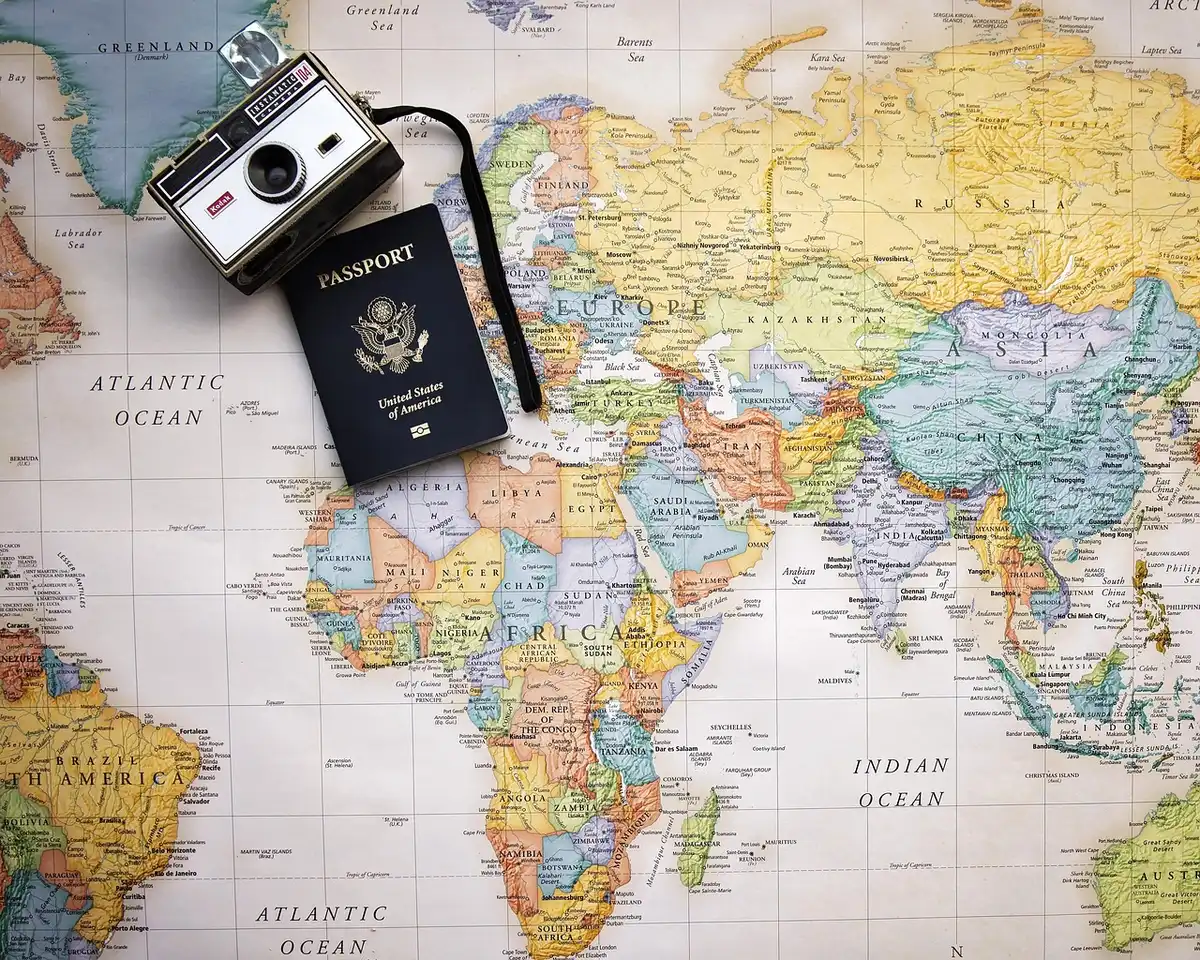 Map-style layout marking tour stops across U.S. and Canada