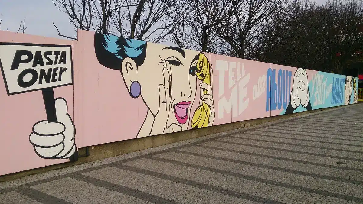 Collage of TV screens and musical notes evoking Glee's pop culture impact