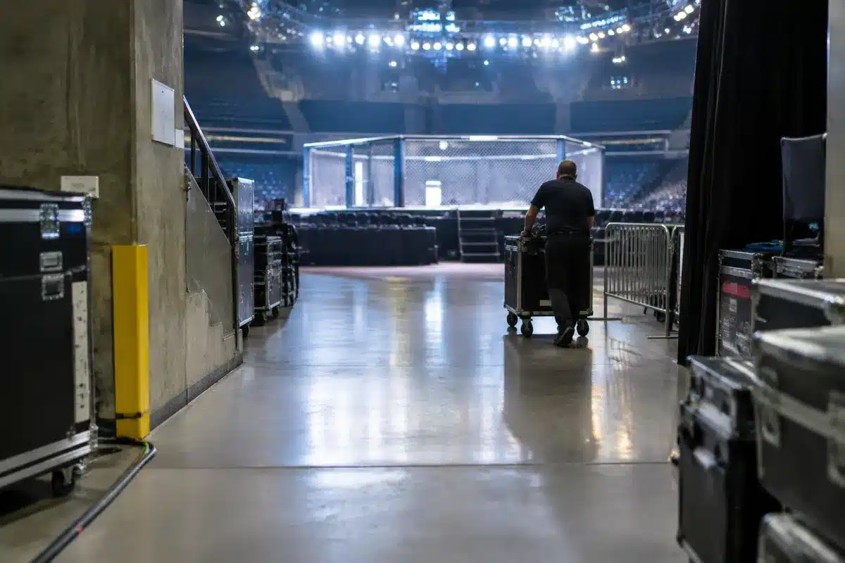 UFC 333: How to watch Volkanovski vs. Evloev live on Paramount+